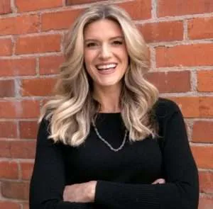 Picture of Laura Blake